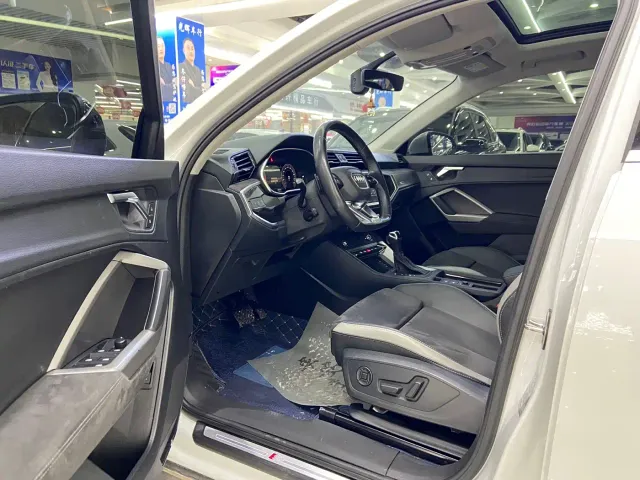 Audi Q3 — Фото автомобиля 7
