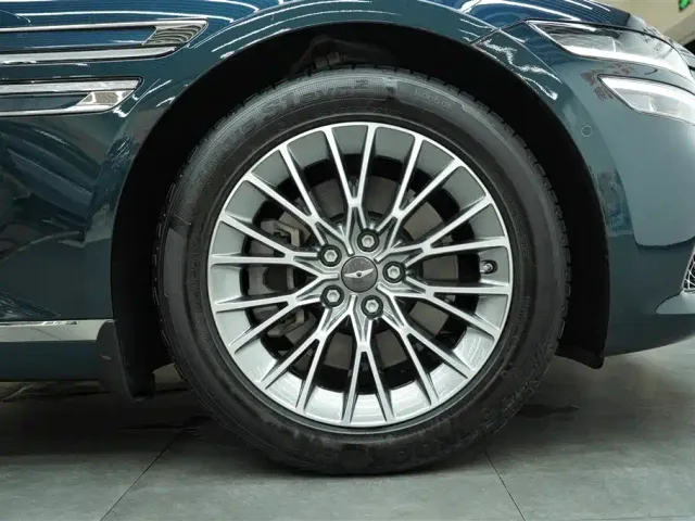 Genesis G80 — Фото автомобиля 11