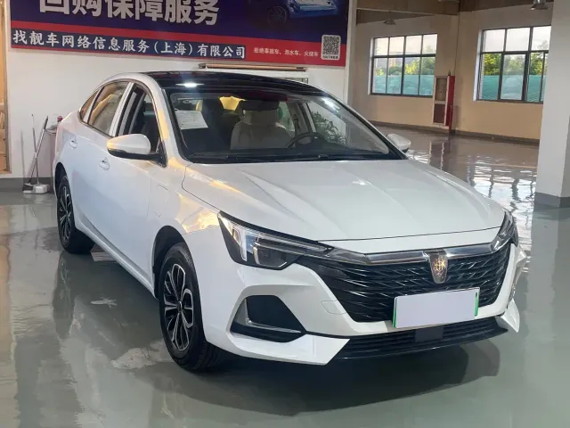 Roewe i6 MAX EV — Фото автомобиля 3