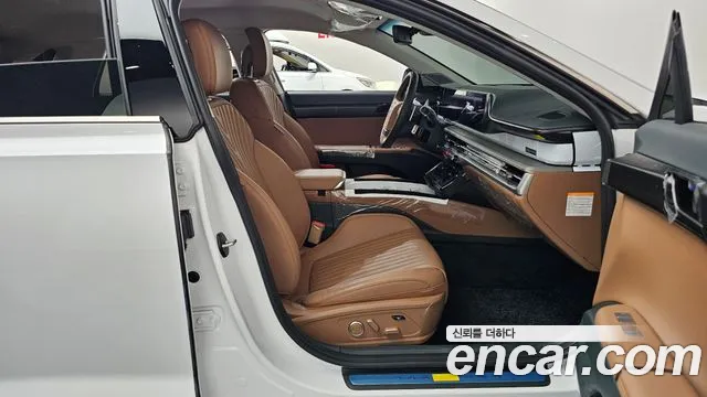 Hyundai Grandeur GN7 — Фото автомобиля 16