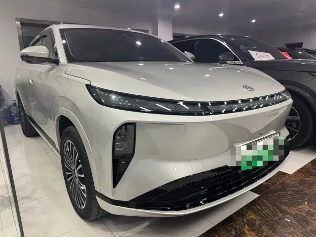 Dongfeng Aeolus L8 — Фото автомобиля 3