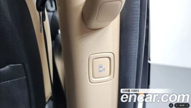 Hyundai Staria Staria 4WD Tourer 9 мест — Фото автомобиля 12
