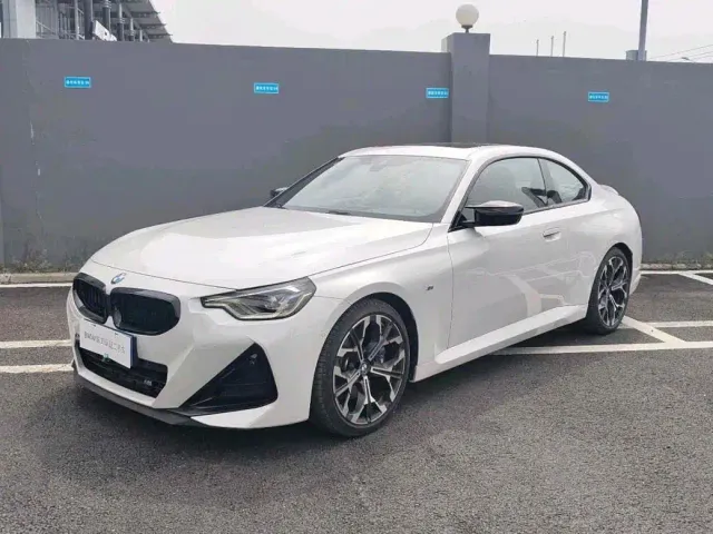 Фотография автомобиля — BMW M240i