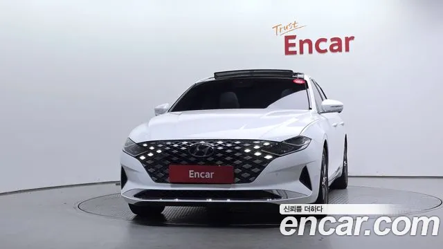Hyundai Grandeur Новый Grandeur IG — Фото автомобиля 3