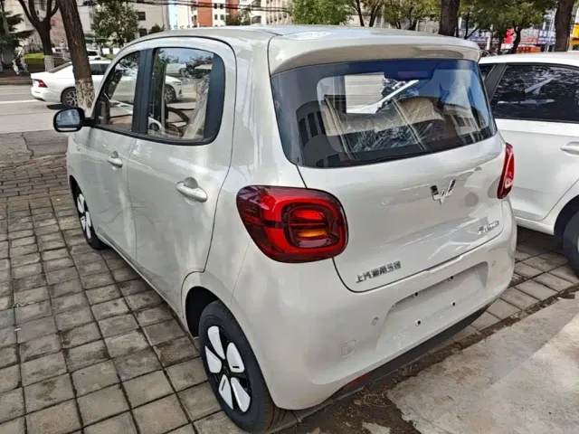 Wuling Hongguang Mini EV — Фото автомобиля 4