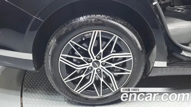 Genesis G90 RS4 — Фото автомобиля 5