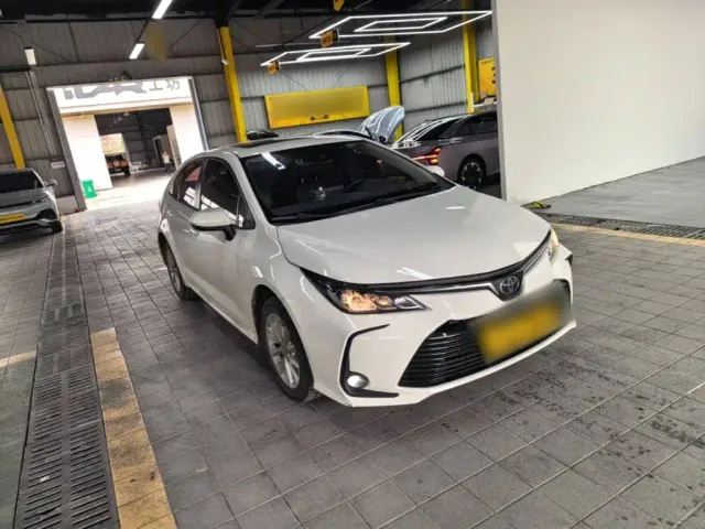 Toyota Corolla — Фото автомобиля 3