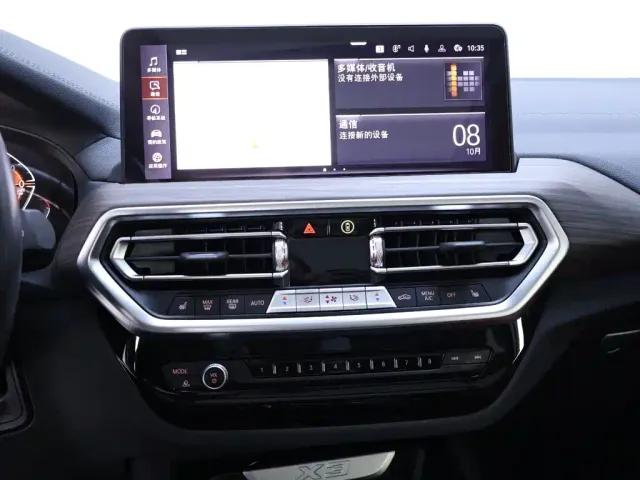 BMW X3 — Фото автомобиля 10