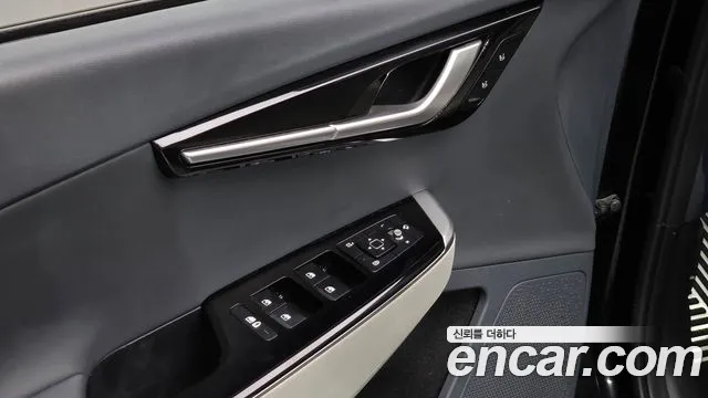 Kia EV6 — Фото автомобиля 16