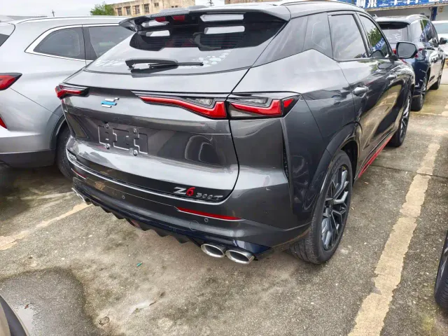 Changan Z6 — Фото автомобиля 16