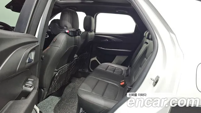 Chevrolet Trailblazer — Фото автомобиля 12