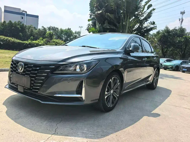 Фотография автомобиля — Changan Ruicheng CC