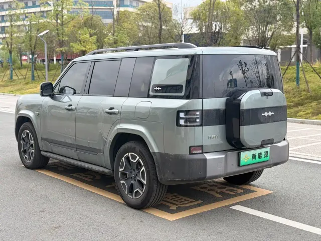 BYD FangChengBao Titanium 7 — Фото автомобиля 19