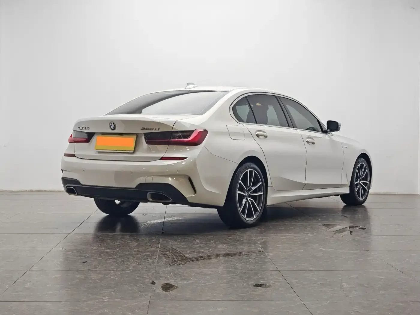 BMW BMW 3 Series 2022 325Li M Sport Package — Фото автомобиля 3