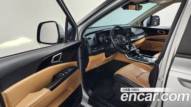 Kia Canival Carnival 4 поколение Дизель 11 мест Prestige — Фото автомобиля 10