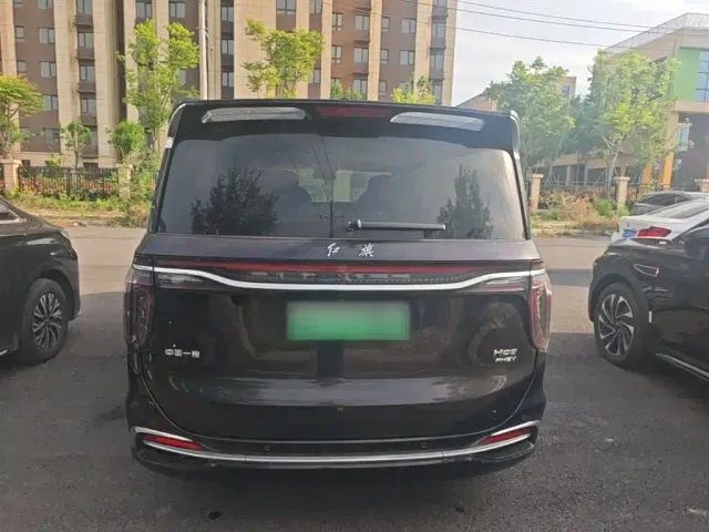 Hongqi HQ9 PHEV — Фото автомобиля 5