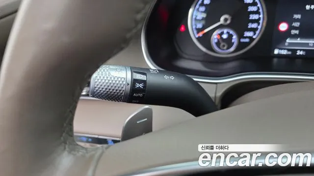 Genesis GV80 — Фото автомобиля 30
