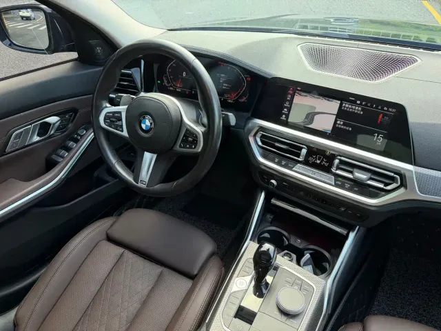 BMW 3 Series — Фото автомобиля 11
