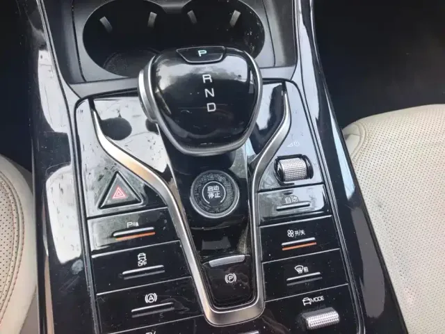 BYD Qin PLUS — Фото автомобиля 16