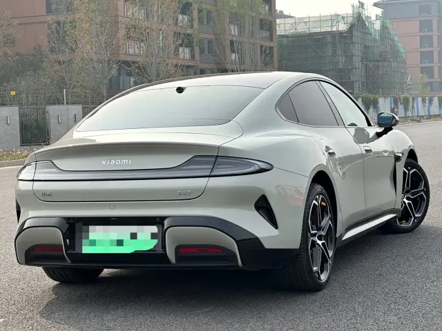Xiaomi SU7 — Фото автомобиля 21