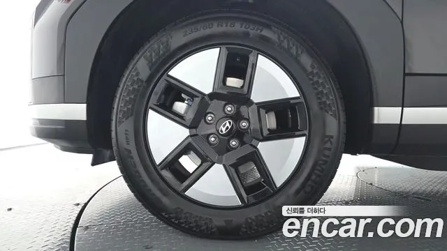 Hyundai Santa Fe MX5 — Фото автомобиля 4