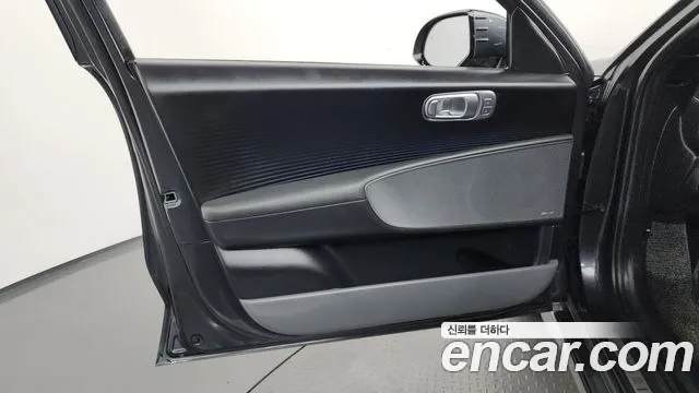 Hyundai Ioniq 6 — Фото автомобиля 24