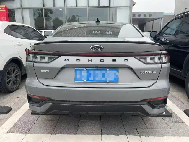 Ford Mondeo — Фото автомобиля 2