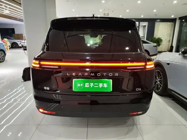 Leapmotor C16 — Фото автомобиля 3