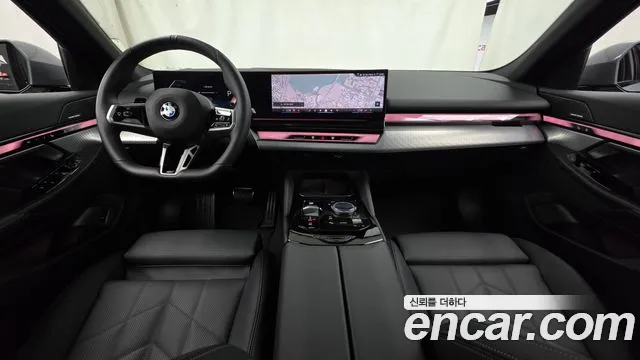 BMW 5 Series G60 — Фото автомобиля 7