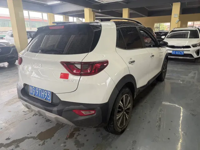 Kia KX1 — Фото автомобиля 4