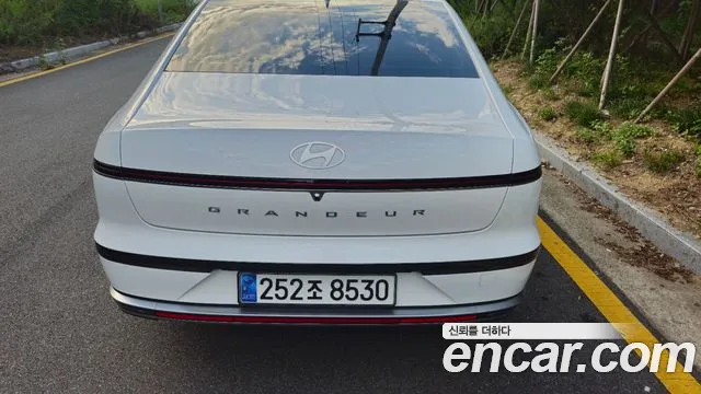 Hyundai Grandeur GN7 — Фото автомобиля 4