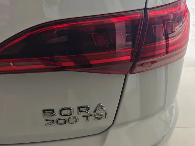 Volkswagen Bora — Фото автомобиля 7