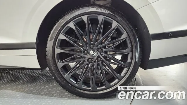 Hyundai Grandeur GN7 — Фото автомобиля 6