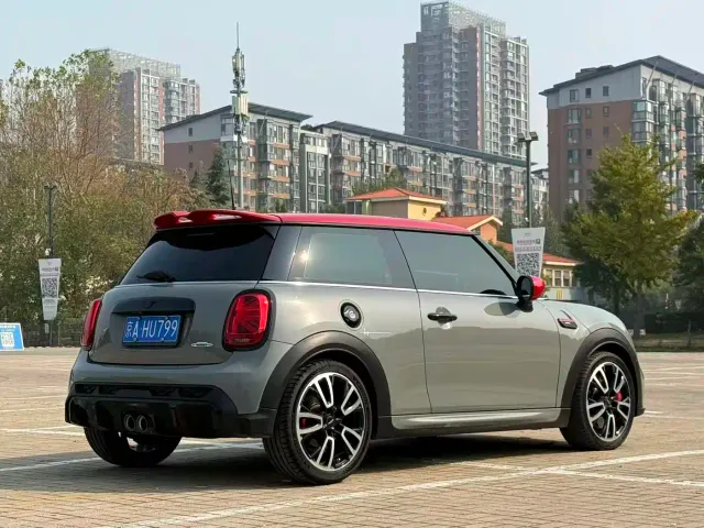 MINI John Cooper Works — Фото автомобиля 6