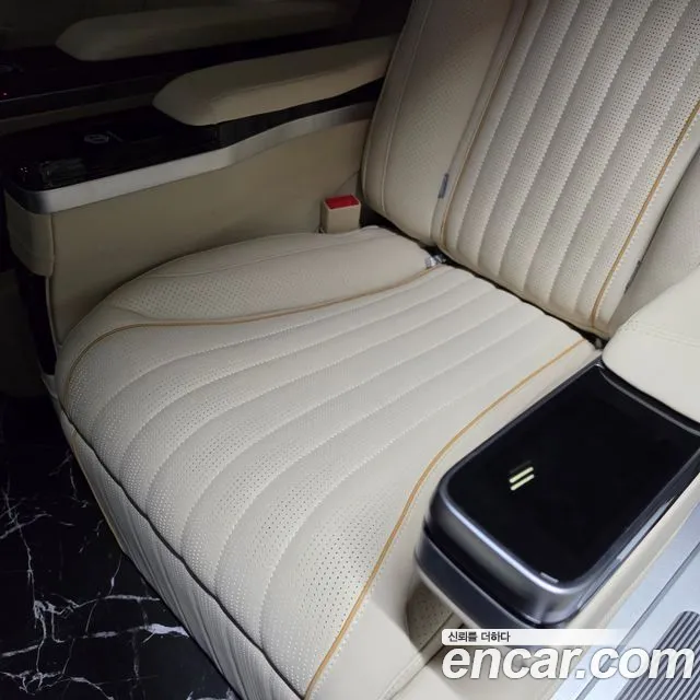 Kia Carnival — Фото автомобиля 13