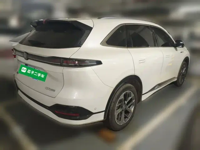 Changan CS75 Plus — Фото автомобиля 4