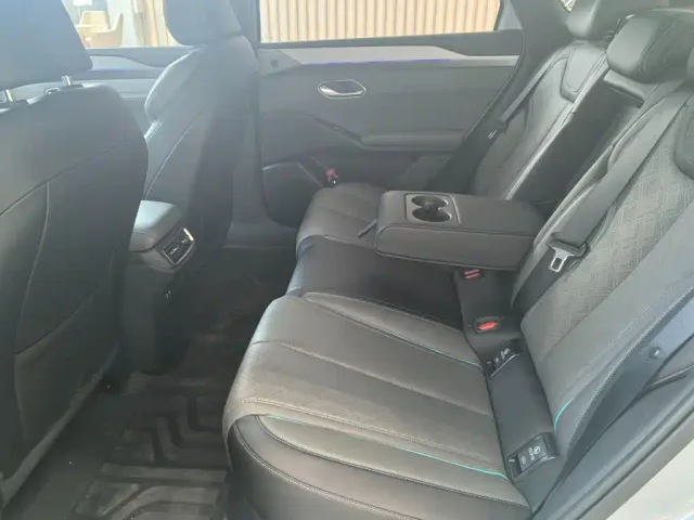 BYD Qin L 2025 Model EV 545KM Excellence Edition — Фото автомобиля 8