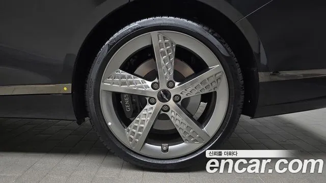 Genesis G80 RG3 — Фото автомобиля 6
