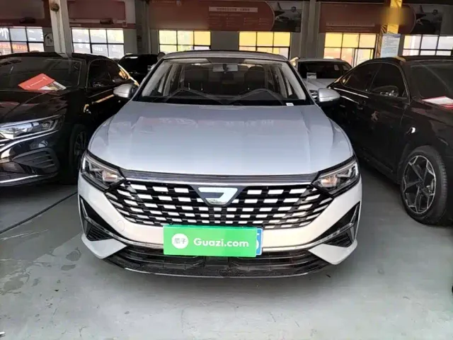 Jetta VA7 — Фото автомобиля 2