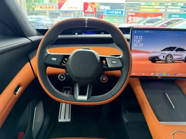 Xiaomi YU7 — Фото автомобиля 24