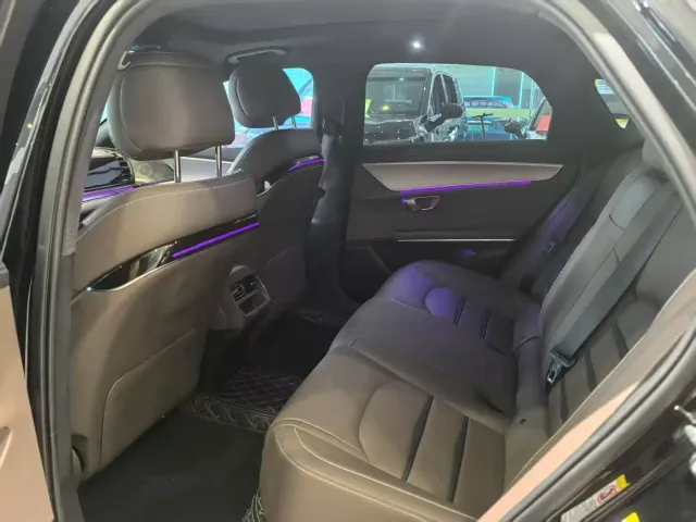 BYD Han — Фото автомобиля 9