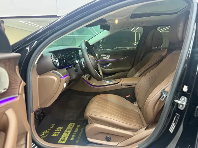 Mercedes-Benz E-Class — Фото автомобиля 9