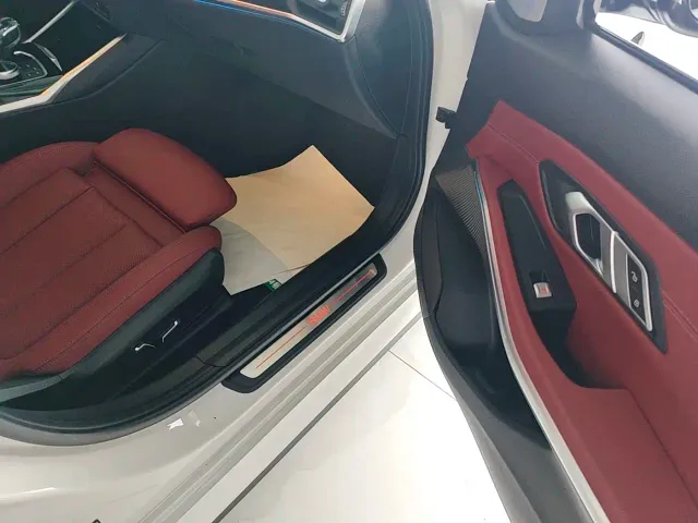 BMW i3 — Фото автомобиля 12