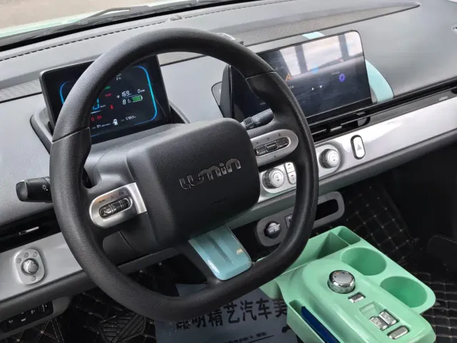 Changan Lumin — Фото автомобиля 11