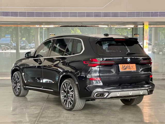 BMW X5 — Фото автомобиля 14