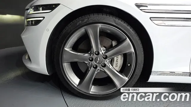 Genesis G80 RG3 — Фото автомобиля 5