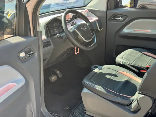 Wuling Hongguang Mini EV — Фото автомобиля 4