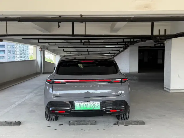 Leapmotor Lafa 5 — Фото автомобиля 8
