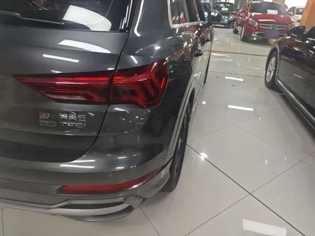 Audi Q3 — Фото автомобиля 23