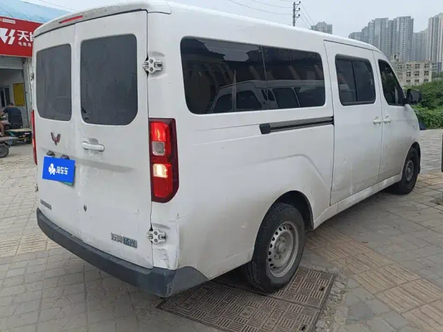 Wuling Motors Wuling Yangguang 2024 300km Comfort Passenger Version 60kW — Фото автомобиля 3
